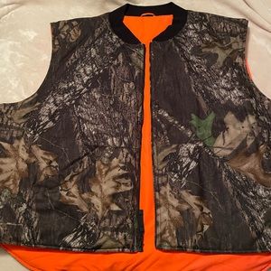 Insulated vest camo/blaze orange